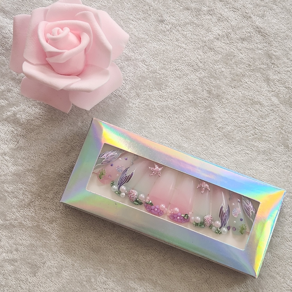 New 3D Press-on Nails - Picture 5 of 6